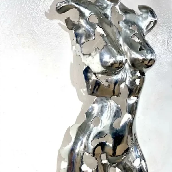 Buste ajouré – Image 3