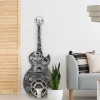 Guitare sur support