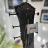 Guitare sur support – Image 7